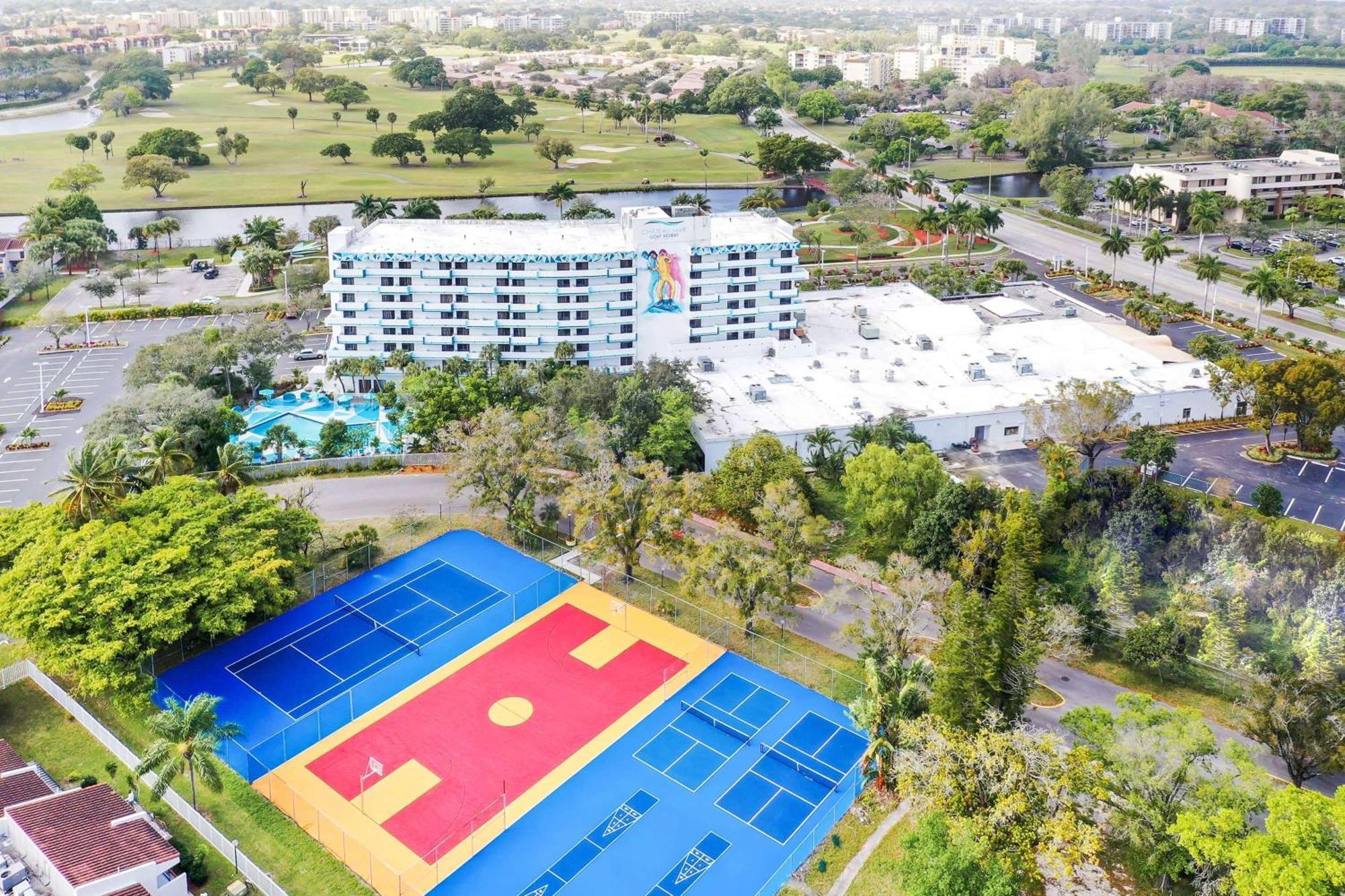 ชาโต มาร์ กอล์ฟรีสอร์ต เทรดมาร์คคอลเลคชั่น บาย วินด์แฮม Hotel ลอเดอร์ฮิลล์ ภายนอก รูปภาพ